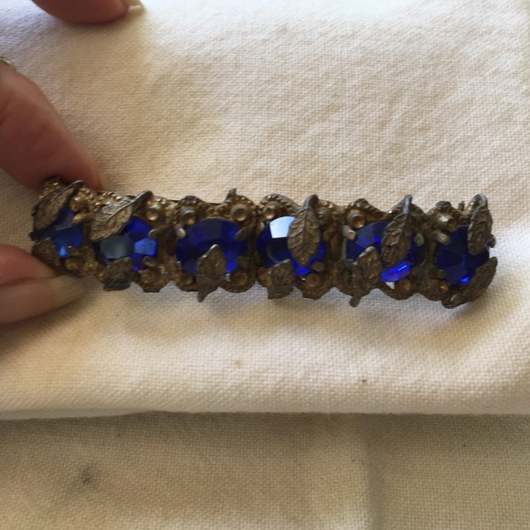 vintage 1930s broach scarf holder Natty creations - Picture 1 of 4