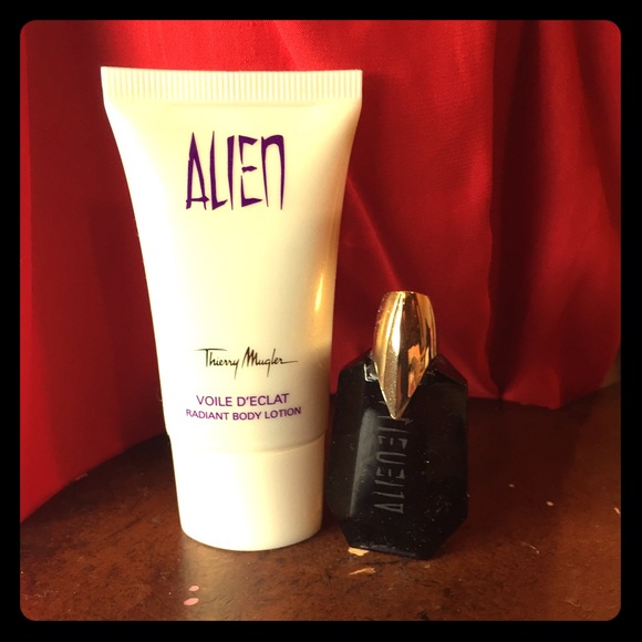 Alien perfume and body lotion!