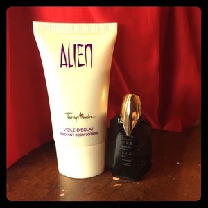 Alien perfume and body lotion!