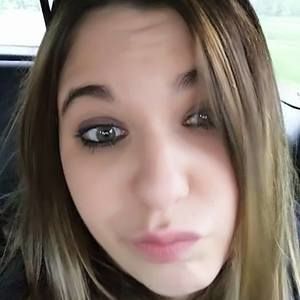 Meet your Posher, Cassandra