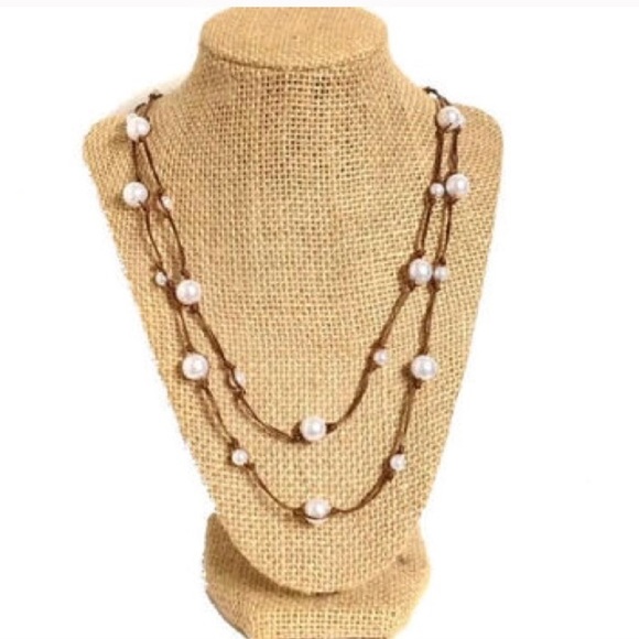 genuine leather pearl bracelet and necklace - Picture 2 of 3