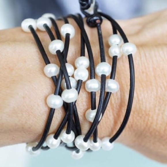 genuine leather pearl bracelet and necklace - Picture 3 of 3