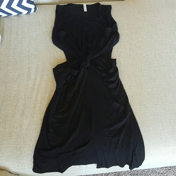 Sleeveless LBD