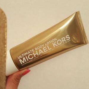 Michael Kors ULTIMATE BODY LOTION