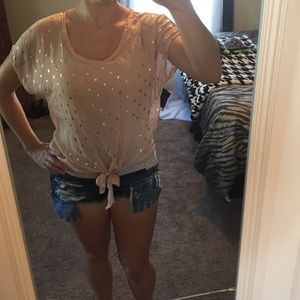 Super cute tie front top