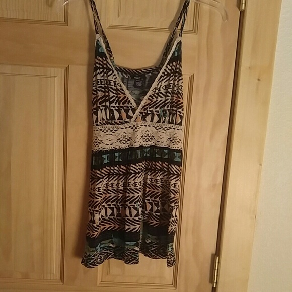 Aztec print tank