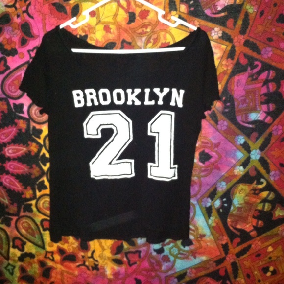 Tops - a black "Brooklyn 21" shirt