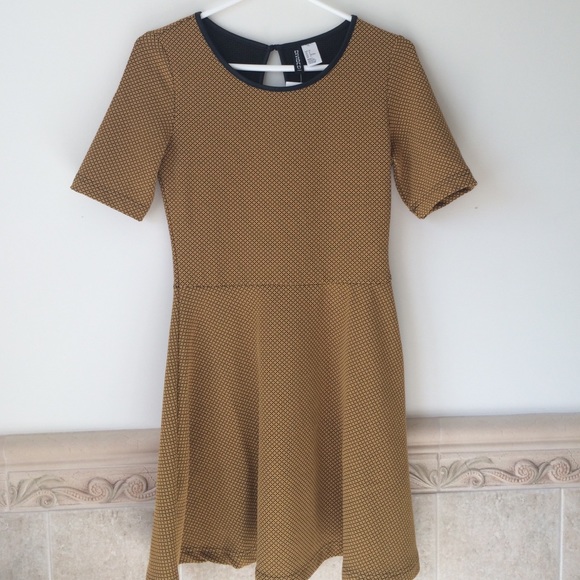 Yellow H&M dress