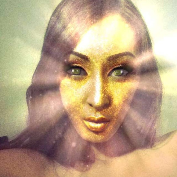 Meet your Posher, Jazmin