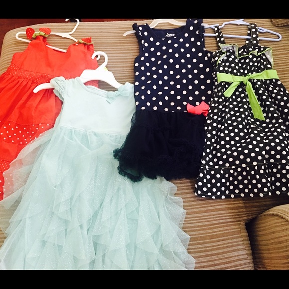 Little girl dresses size 5/6.