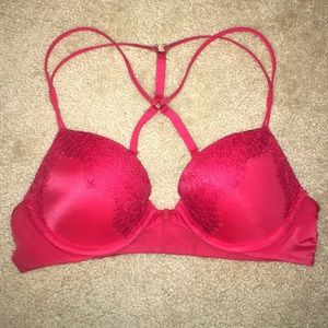 Red VS bra