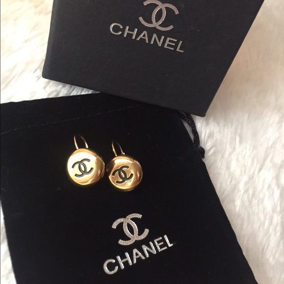 Chanel Earrings Authentic