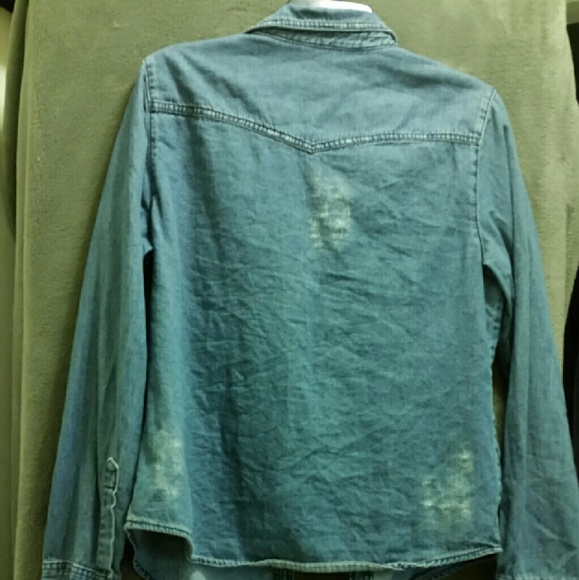 Loose Jean jacket - Picture 2 of 3