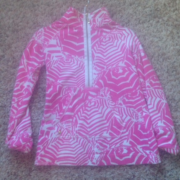 Cutest pink & white Lilly Pulitzer quarter zip!
