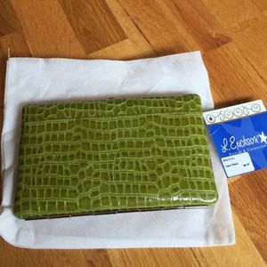 Croc patent L. Erickson opera wallet