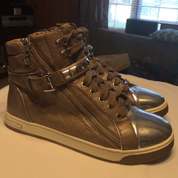 Michael Kors tennis shoes! Beige and silver! - Picture 2 of 3