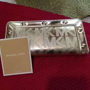Michael Kors wallet