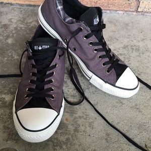 Men's size 10 Gray/Black Converse
