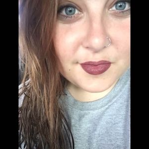 Meet your Posher, Alisha