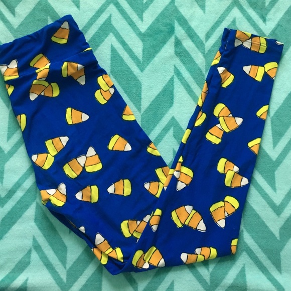One size Lularoe candy corn leggings.