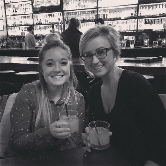 Meet your Posher, Mackenzie - Picture 5 of 6