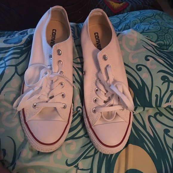 EUC white converse size 6.5 men's 8.5 Womens