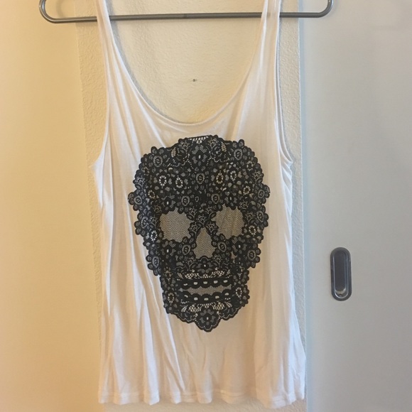 Sugar skull tank - Picture 1 of 1