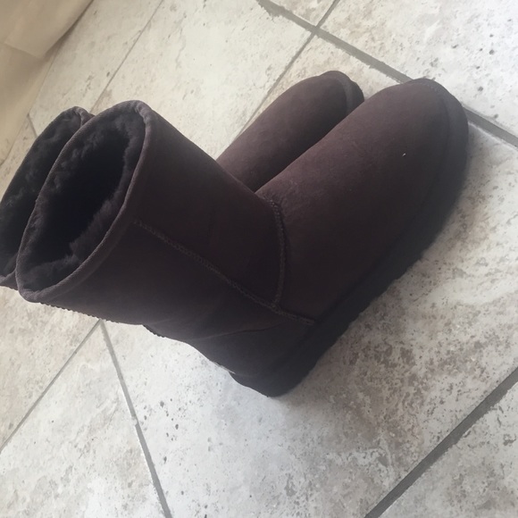 NEW UGGS WORN ONCE!!!😊