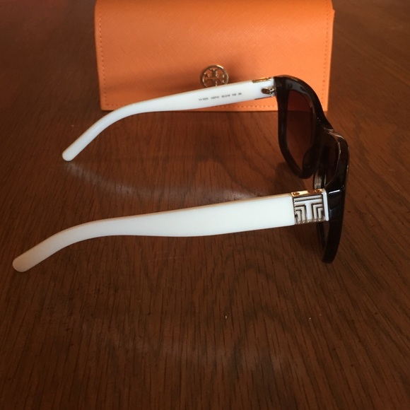 Tory Burch Sunglasses - Picture 3 of 4