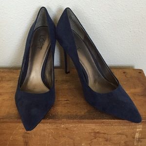 Navy Heels