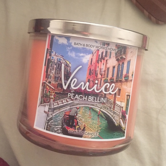 Limited edition bbw candles Venice Peach