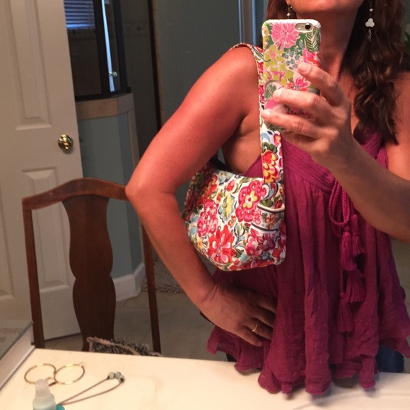 Vera Bradley purse. - Picture 2 of 4