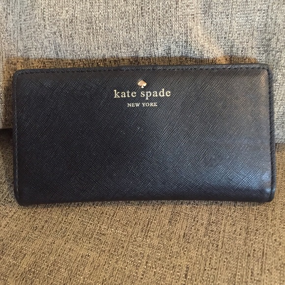 Kate Spade New York Wallet