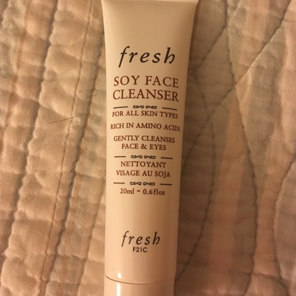 Fresh Soy Face Cleanser