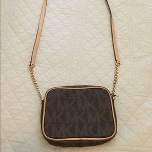 Michael Kors Crossbody purse