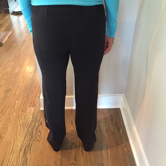 Excellent condition Groove Pants w belt. - Picture 2 of 3