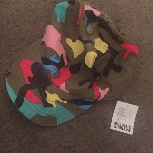 Urban outfitters 👳👲💂 camo hat
