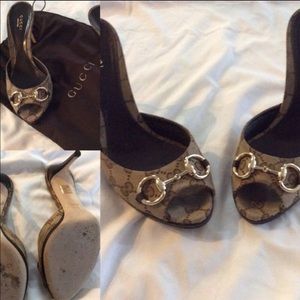 Gucci Brown Monogram pumps