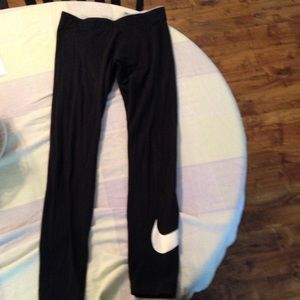 Nike swoosh leggings