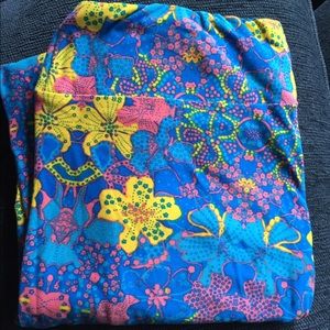 Lularoe Blue, Pink & Yellow Floral TC Leggings