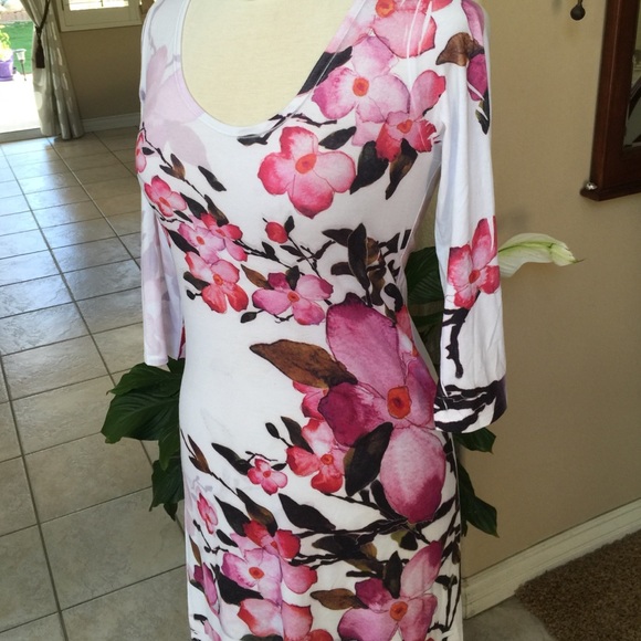 Long dress - Picture 2 of 4