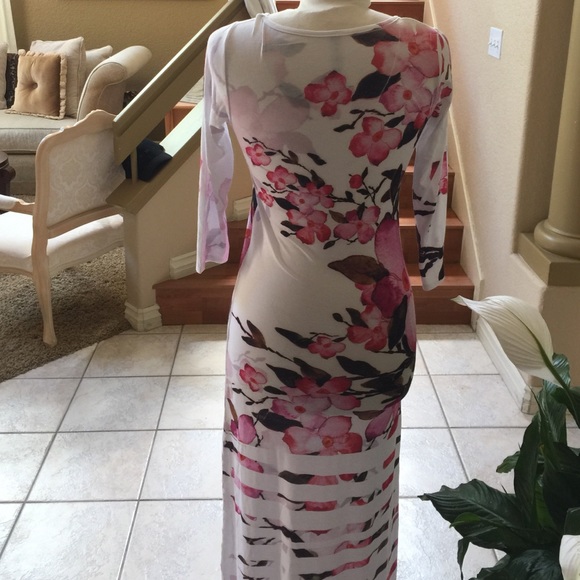 Long dress - Picture 4 of 4