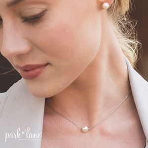 The Pearl Park Lane Necklace