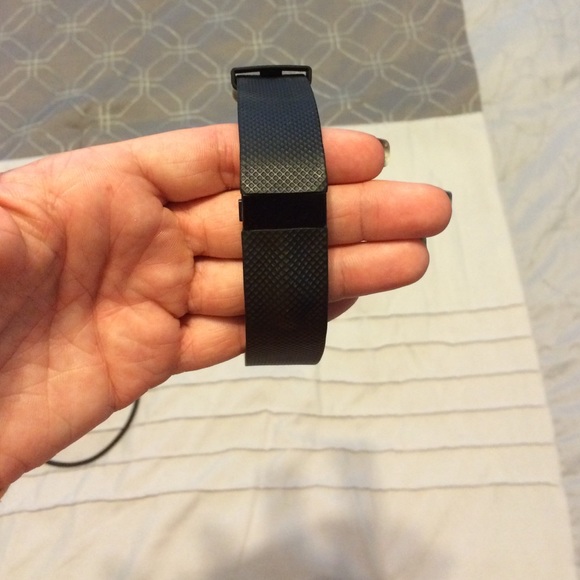 Fitbit Charge HR + charger