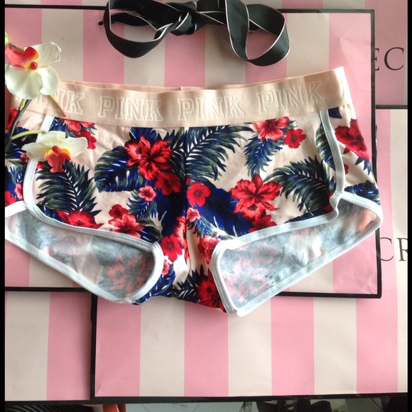 2 Panties VS/S - L PINK๐๐ boyshort - Picture 2 of 3