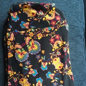 Black Multi Floral TC Lularoe Leggings