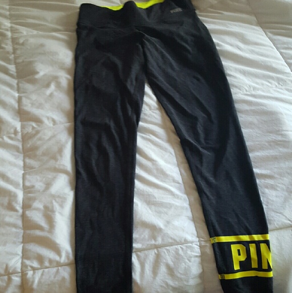 VS PINK reversible yoga pants