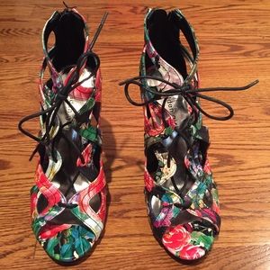 Madden girl lace up heel 😍