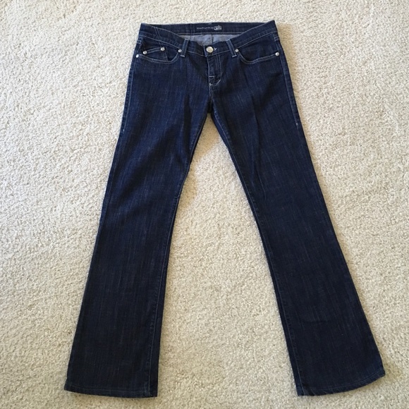 Rock & Republic Crown Pocket Dark Wash Jeans - Picture 3 of 4