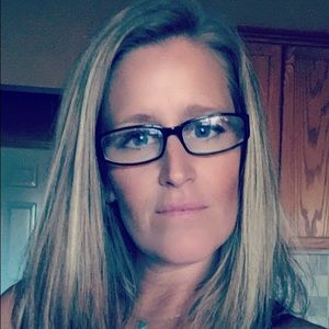 Meet your Posher, Deb